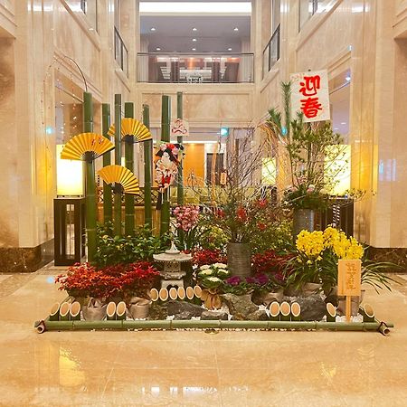 Hotel Nikko Нара Экстерьер фото A traditional Japanese flower arrangement at the lobby of the hotel
