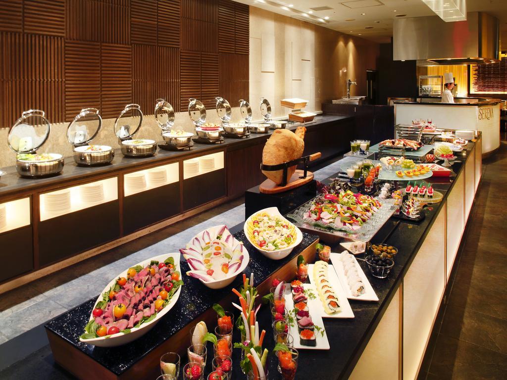 Hotel Nikko Нара Экстерьер фото A buffet at a hotel